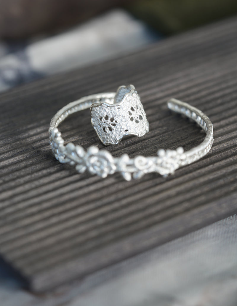LACE RING