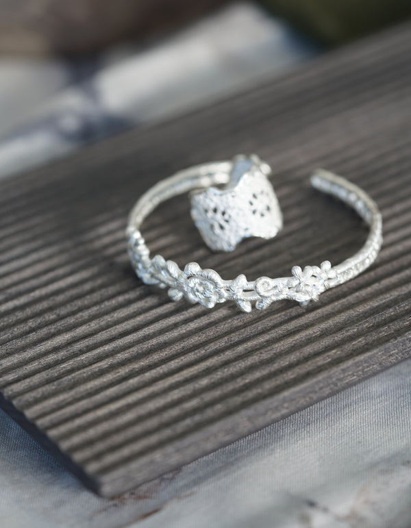 ROSE LACE BANGLE