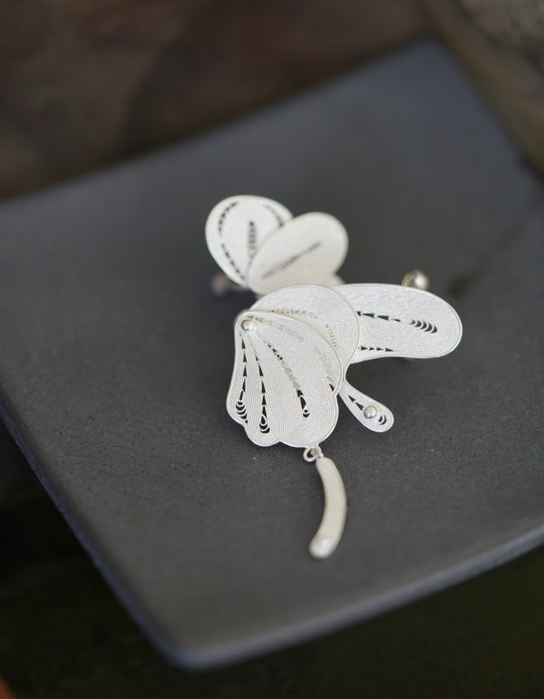 AWAKEN SPRING BUTTERFLY EARRING