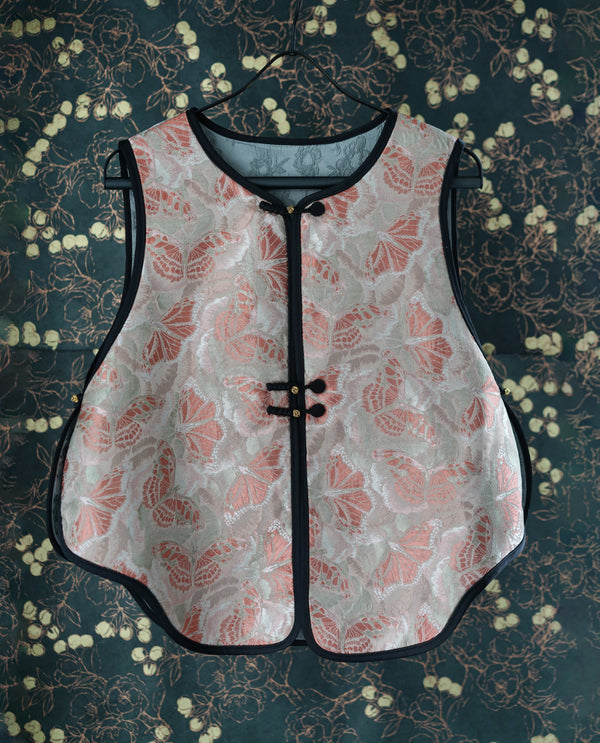 HU DIE WEN REVERSIBLE VEST