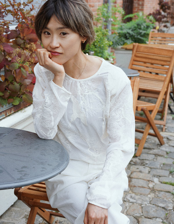 PINE AND CRANE EMBROIDERED BLOUSE